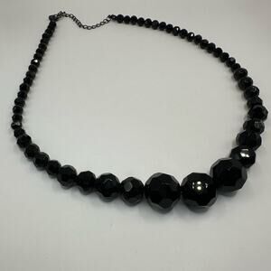 Unbranded 1950s Vintage Inspired Faceted Graduated Acrylic Plastic Onyx Black